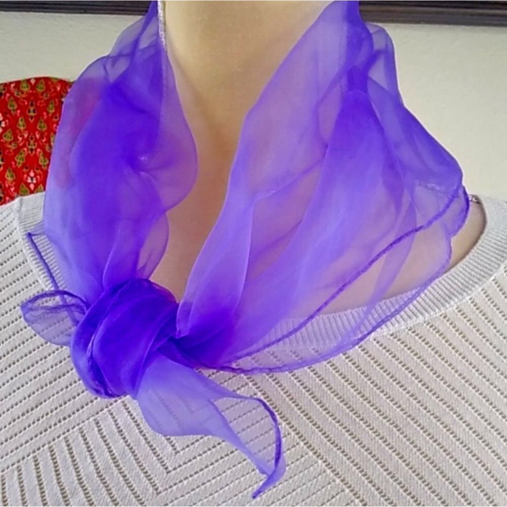 10/$50 Elegant Purple Sheer Scarf Size 23”x23”